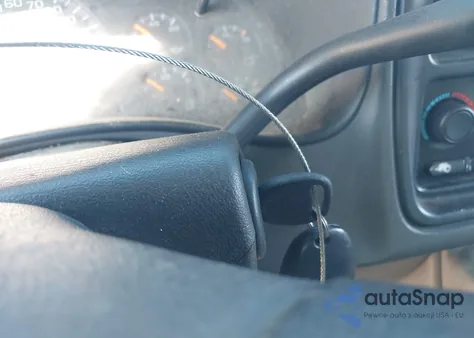 2004 Chevrolet Tahoe Lt из США, поврежденный, VIN 1GNEC13Z04R257648